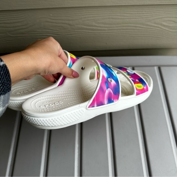 Crocs Solarized Tie Dye Double Strap Slide Sandals Size 9 Men’s, 11 Women’s - Picture 6 of 10